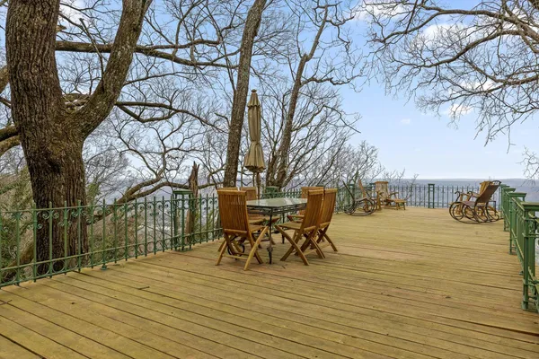 $3,750,000 | 588 West Brow Road, Lookout Mountain, TN 37350