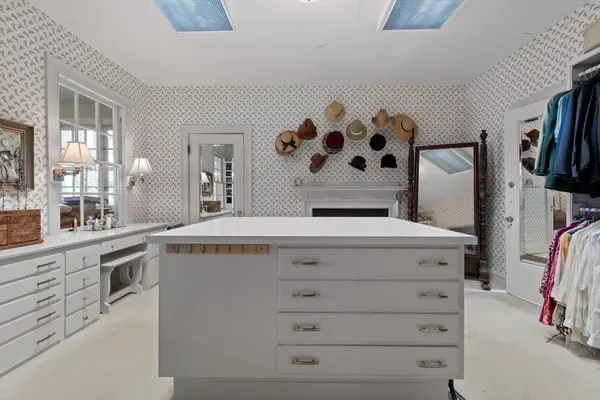 $3,750,000 | 588 West Brow Road, Lookout Mountain, TN 37350