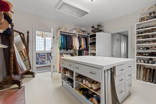 $3,750,000 | 588 West Brow Road, Lookout Mountain, TN 37350