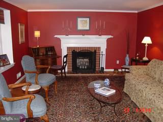 469 Covered Bridge Road Cherry Hill, NJ 08034 - Photo 2 of 6