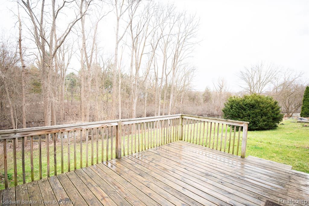 8379 Rickett Road Brighton, MI 48116 - Photo 3 of 16