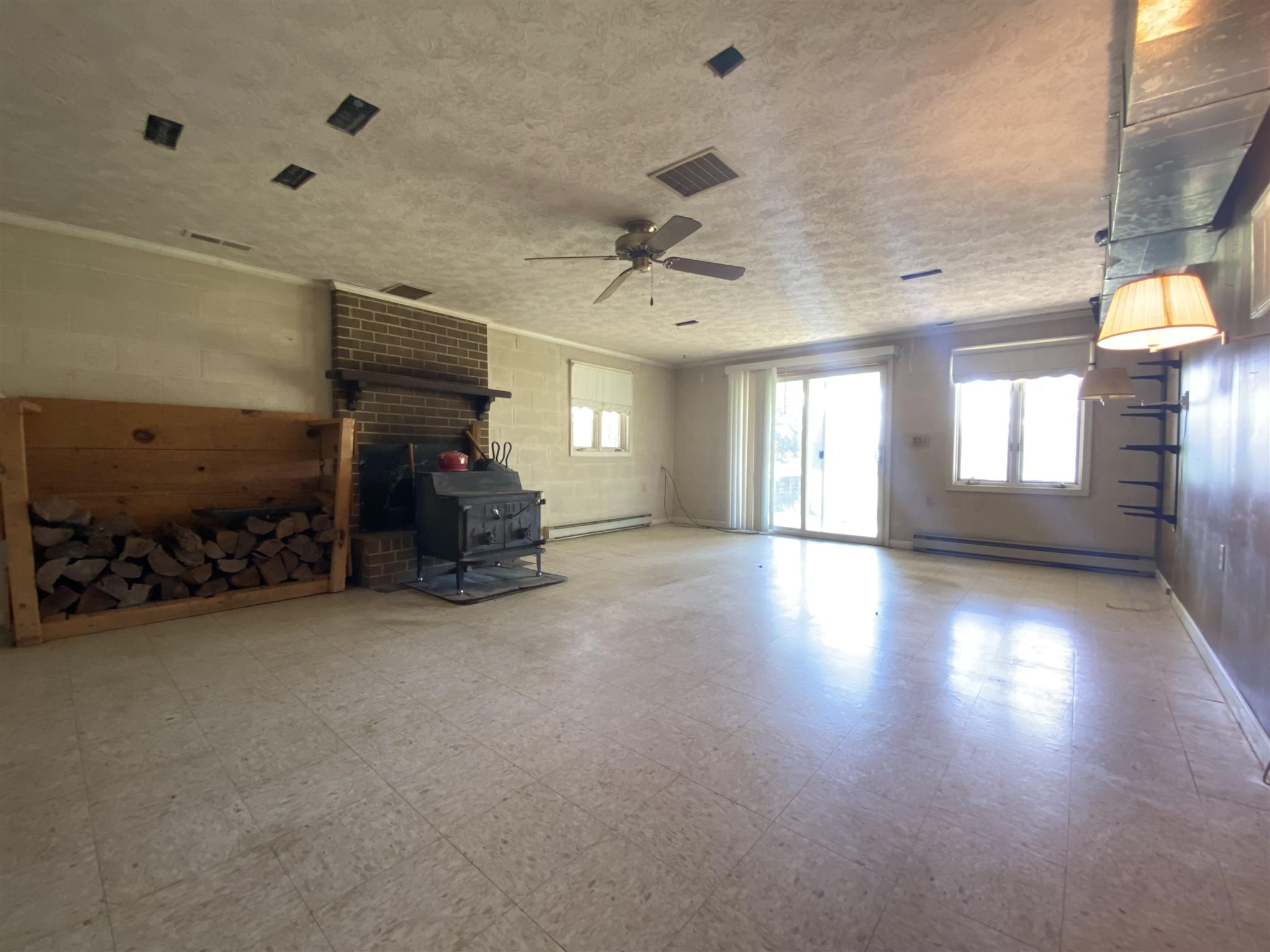 1773 Roman Road Mount Sidney, VA 24467 - Photo 34 of 45 a view of livingroom