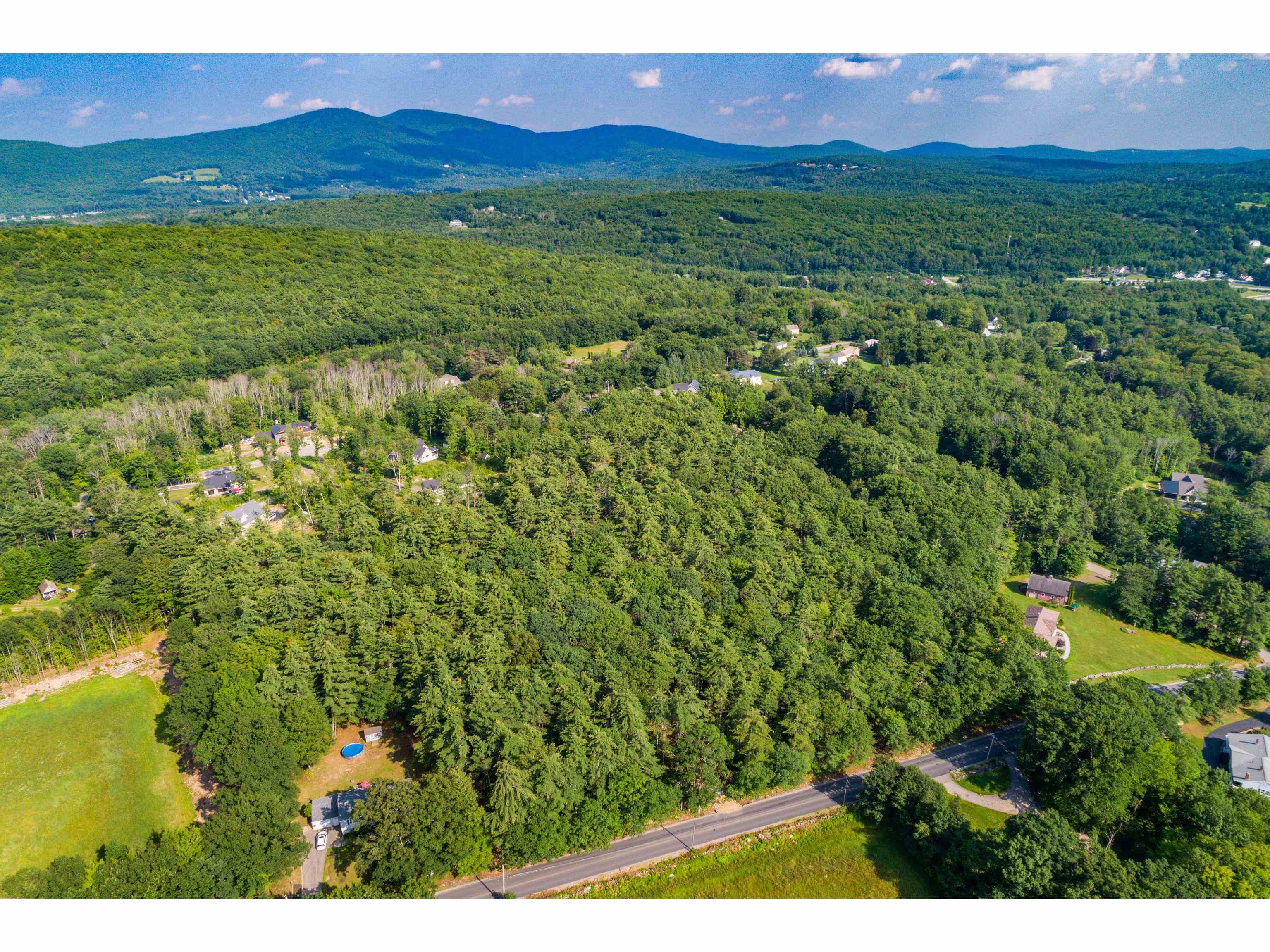145 Sleeper Hill Road, Unit 3 Gilford, NH 03249 - Photo 13 of 18 Gallery Image 13