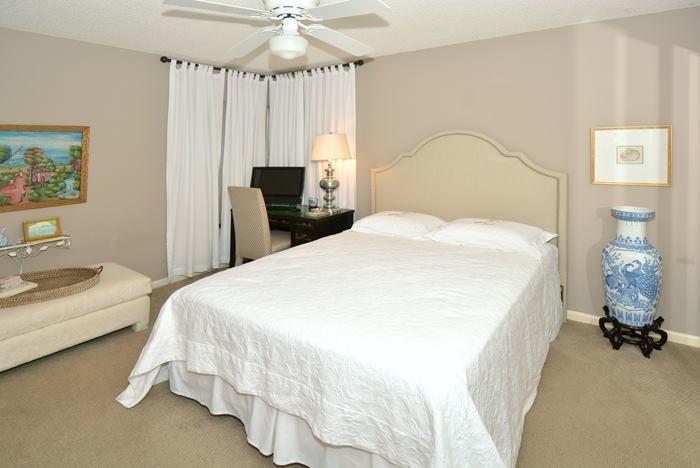 11798 Island Lakes Lane Boca Raton, FL 33498 - Photo 15 of 24 11798 island lakes bedroom1_700