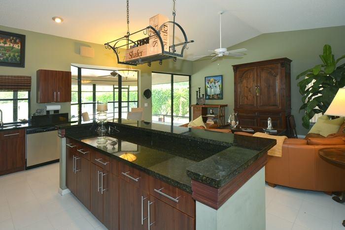 11798 Island Lakes Lane Boca Raton, FL 33498 - Photo 2 of 24 11798 island lakes kitchen1_700