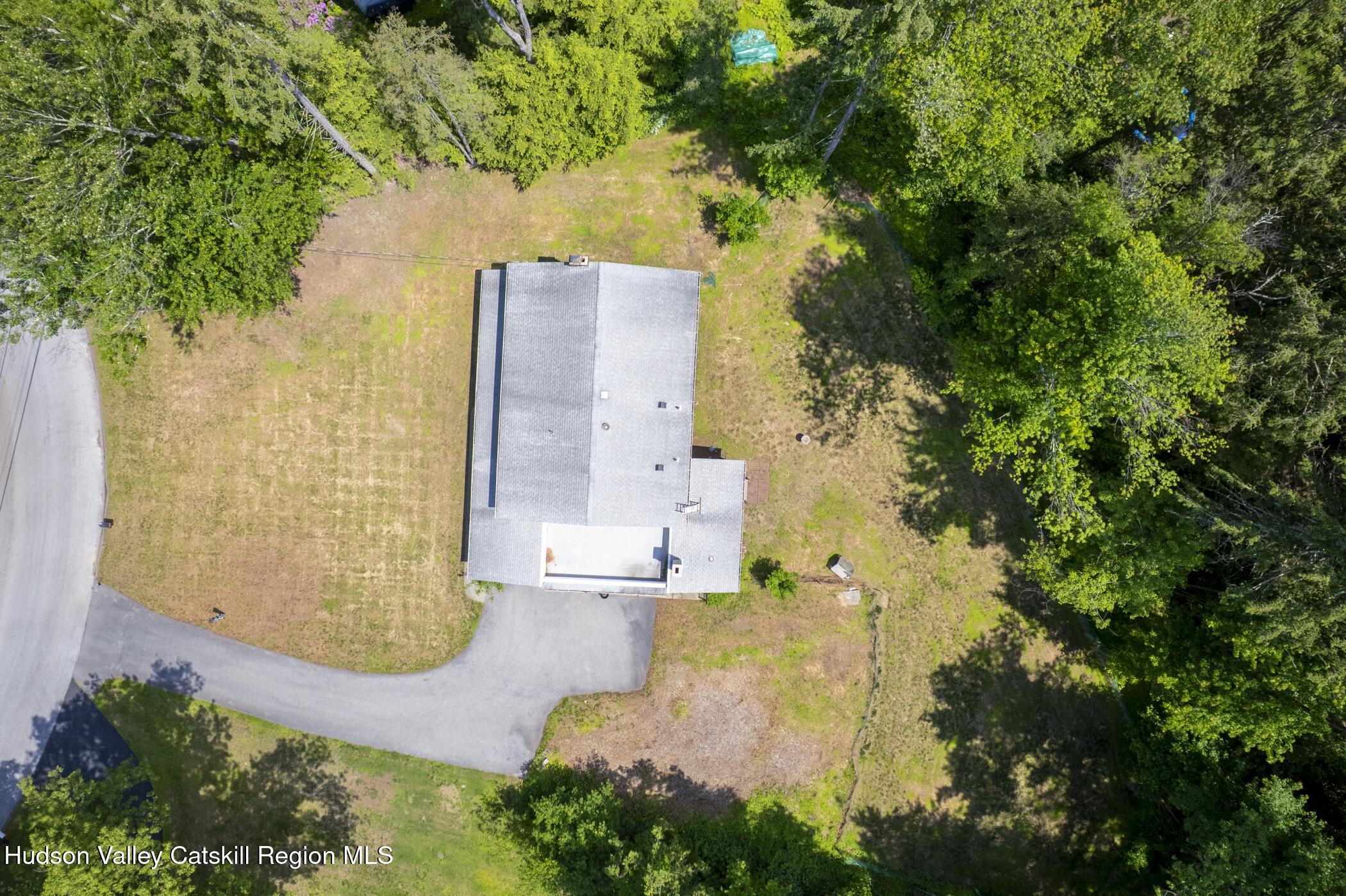 22 Robert Drive Hyde Park, NY 12538 - Photo 44 of 52 an aerial view of residential houses with outdoor space