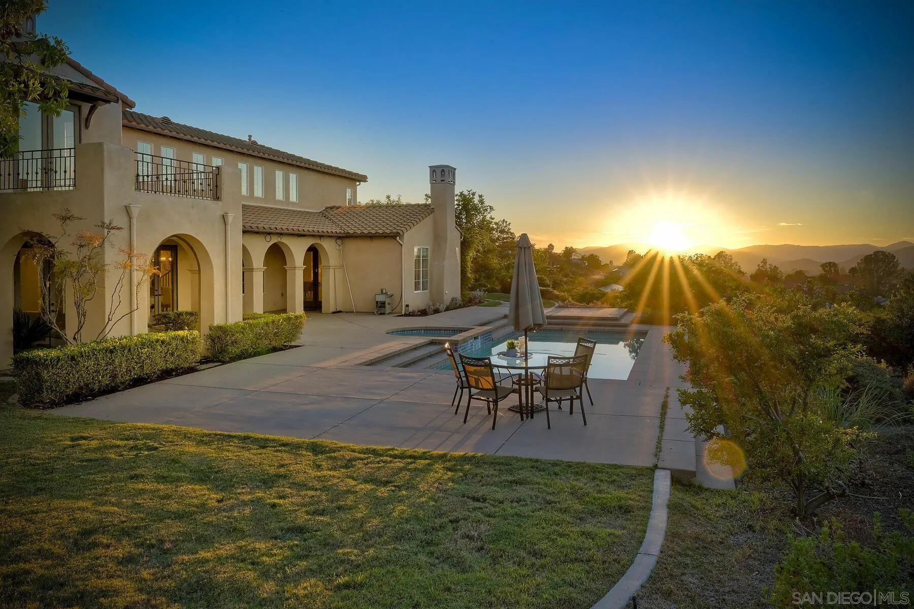 13660 Overland Pass Road Poway, CA 92064 - Photo 3 of 61