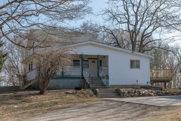 11703 Shavehead Lake Road Constantine, MI 49042 - Photo 3 of 54 11703 Shavehed Lake Rd Cass 051