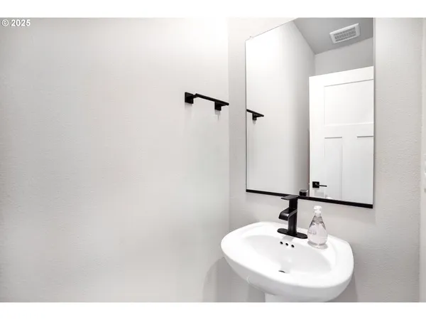 $1,081,400 | 5314 North 87th Avenue, Camas, WA 98607