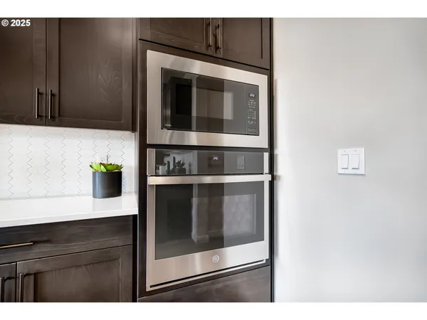 $1,081,400 | 5314 North 87th Avenue, Camas, WA 98607