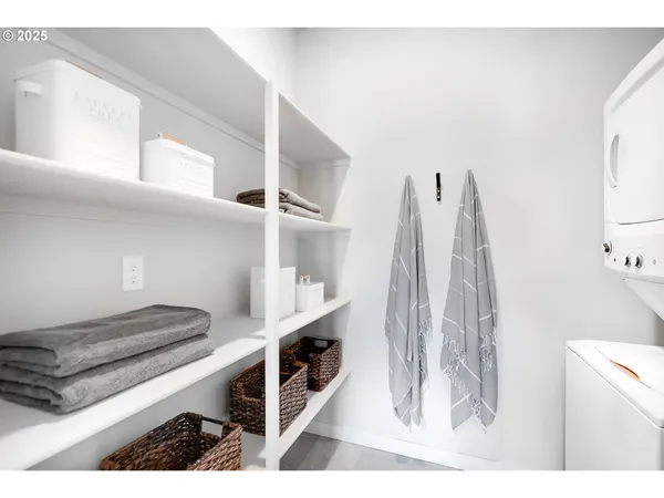 $1,081,400 | 5314 North 87th Avenue, Camas, WA 98607