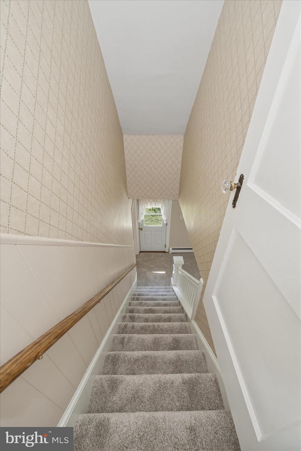11205 Hessong Bridge Road Thurmont, MD 21788 - Photo 29 of 69 a view of entryway