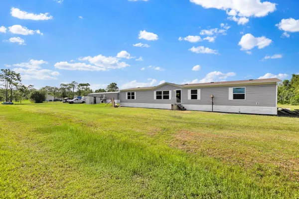 $450,000 | 9400 Luna Drive, St. Cloud, FL 34773
