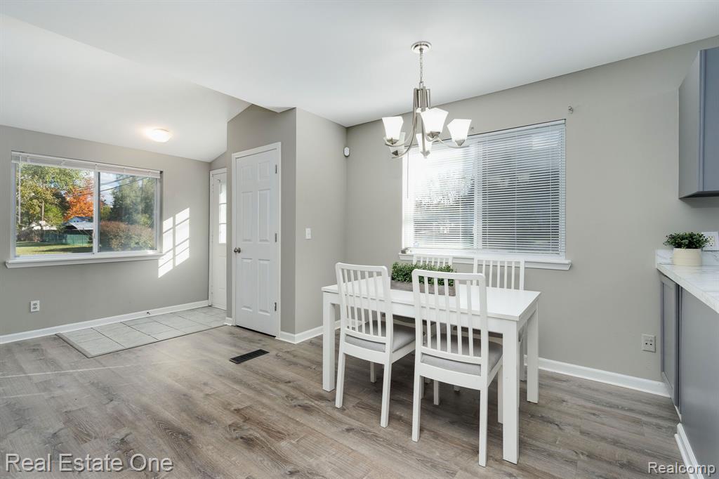 4281 Marcus Road Waterford, MI 48329 - Photo 19 of 35 Gallery Image 19