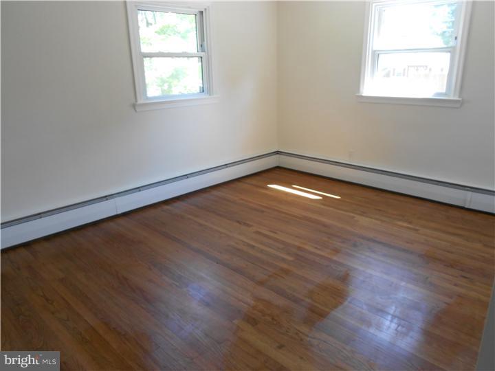 27 Maple Road Wallingford, PA 19086 - Photo 12 of 25