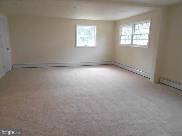 27 Maple Road Wallingford, PA 19086 - Photo 18 of 25