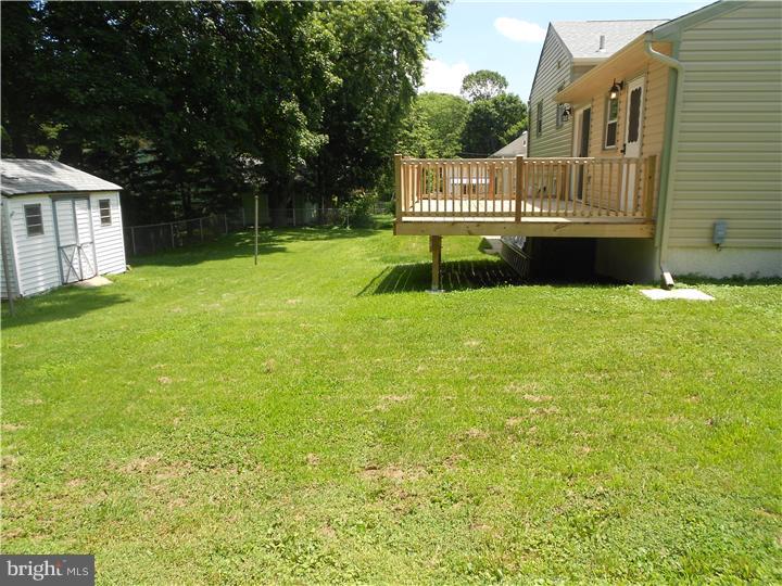 27 Maple Road Wallingford, PA 19086 - Photo 23 of 25