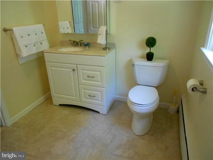 27 Maple Road Wallingford, PA 19086 - Photo 10 of 25