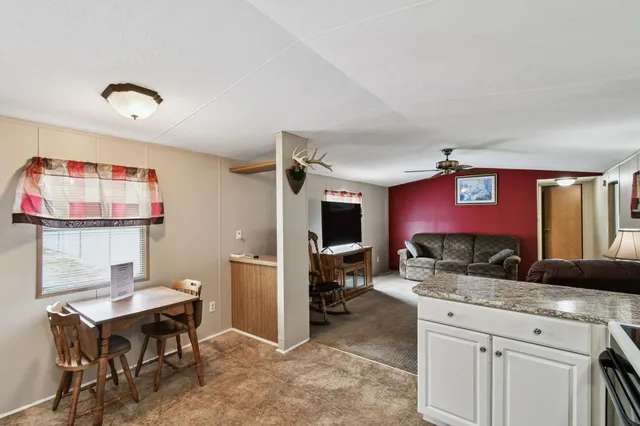 $695,500 | 135 Lake Como Drive, Pomona Park, FL 32181