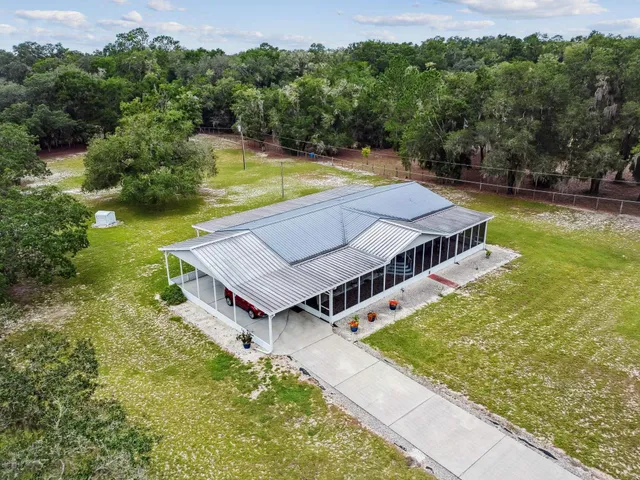 $695,500 | 135 Lake Como Drive, Pomona Park, FL 32181