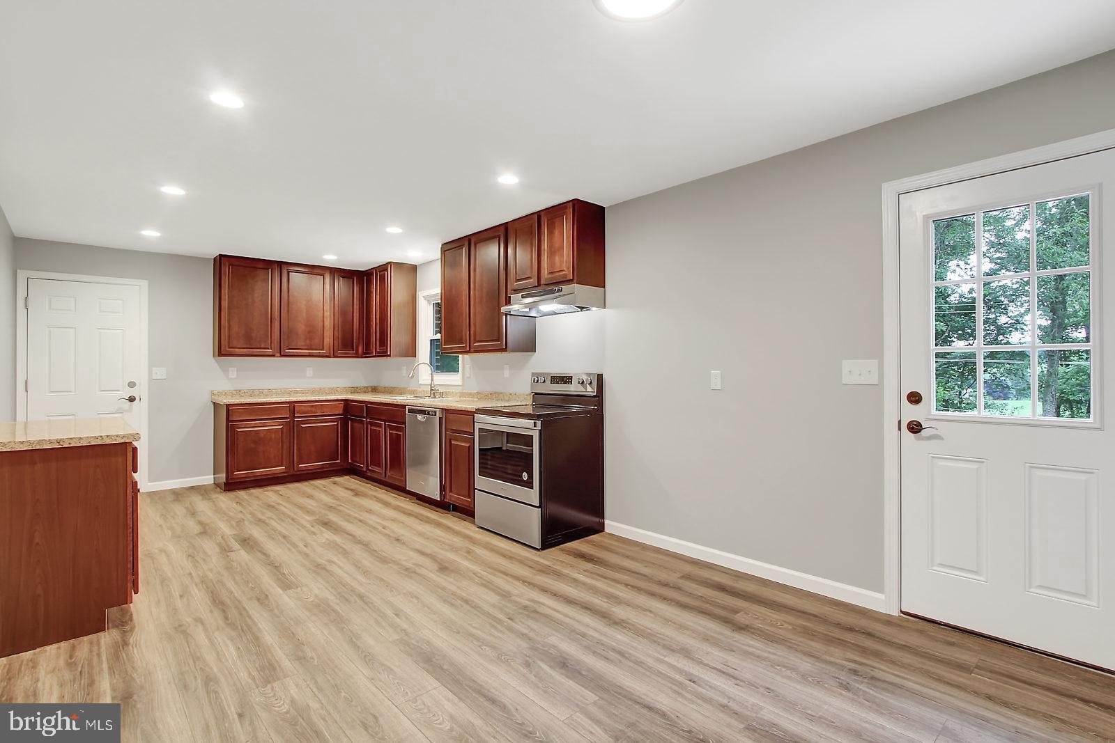 120 Locust Hill Road Dallastown, PA 17313 - Photo 11 of 25 Gallery Image 11