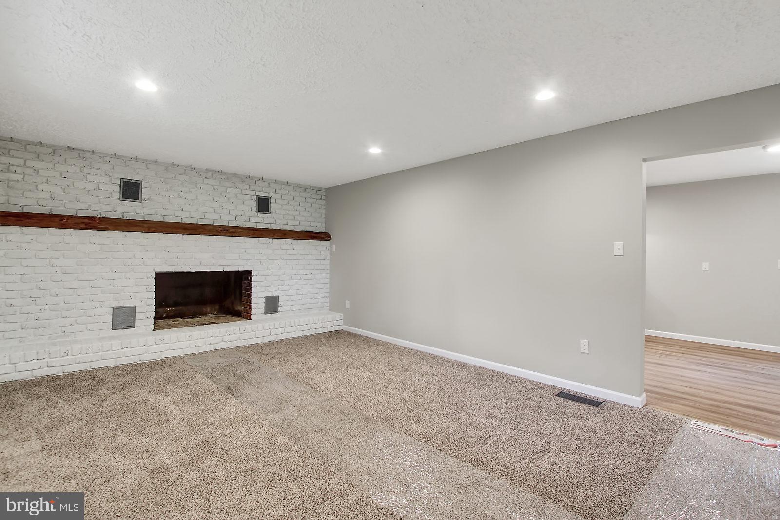 120 Locust Hill Road Dallastown, PA 17313 - Photo 6 of 25 Gallery Image 6