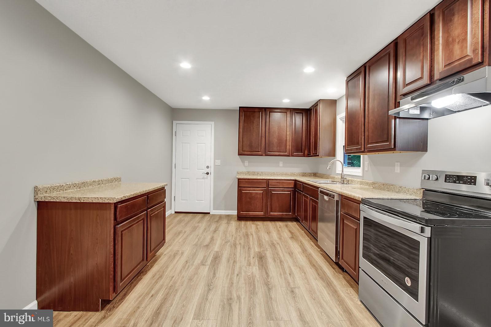 120 Locust Hill Road Dallastown, PA 17313 - Photo 10 of 25 Gallery Image 10