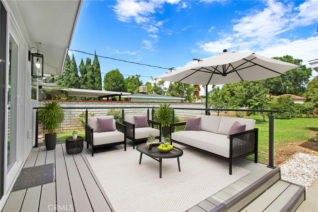 4061 Maplewood Place Riverside, CA 92506 - Photo 21 of 31 Deck-Virtual Image