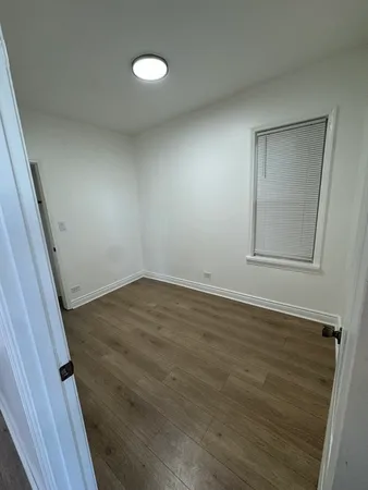 $1,700 | 617 West 43rd Place, Unit 1, Chicago, IL 60609