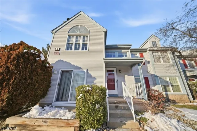 $409,000 | 402 Porter Way West, Bridgewater, NJ 08807