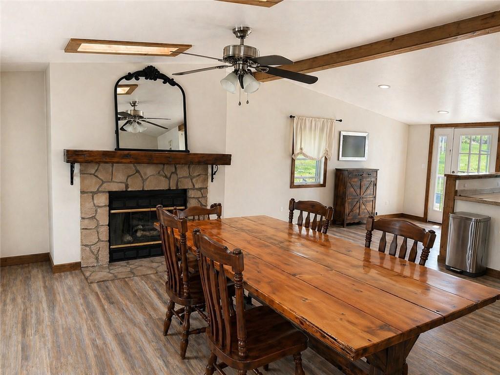 28 Ridge Road Burgettstown, PA 15021 - Photo 19 of 23 dining room
