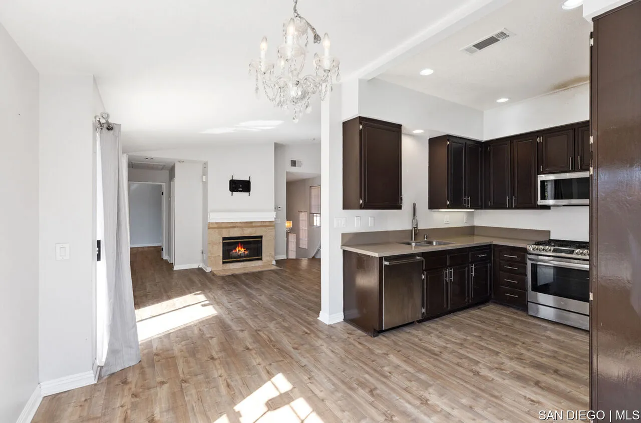 173 Pasto Rico Rancho Santa Margarita, CA 92688 - Photo 13 of 24 Gallery Image 13