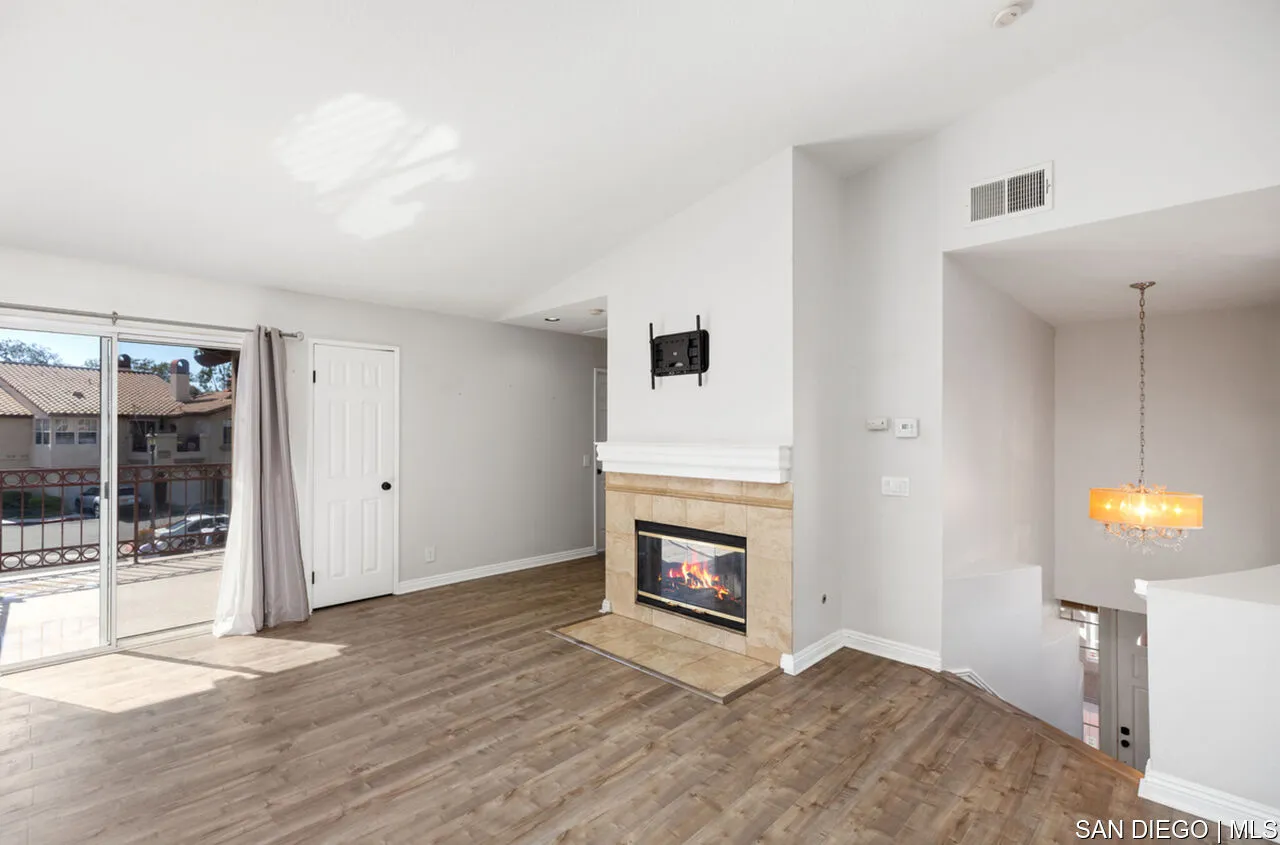 173 Pasto Rico Rancho Santa Margarita, CA 92688 - Photo 6 of 24 Gallery Image 6