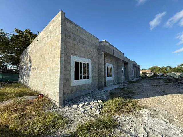 $250,000 | 3800 Northwest 213th Terrace, Miami Gardens, FL 33055