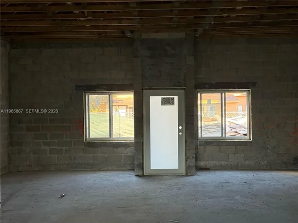 $250,000 | 3800 Northwest 213th Terrace, Miami Gardens, FL 33055