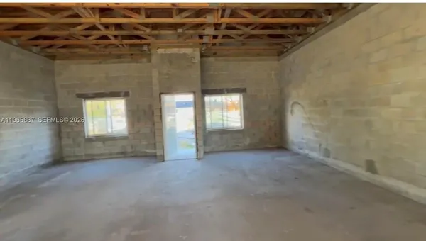 $250,000 | 3800 Northwest 213th Terrace, Miami Gardens, FL 33055