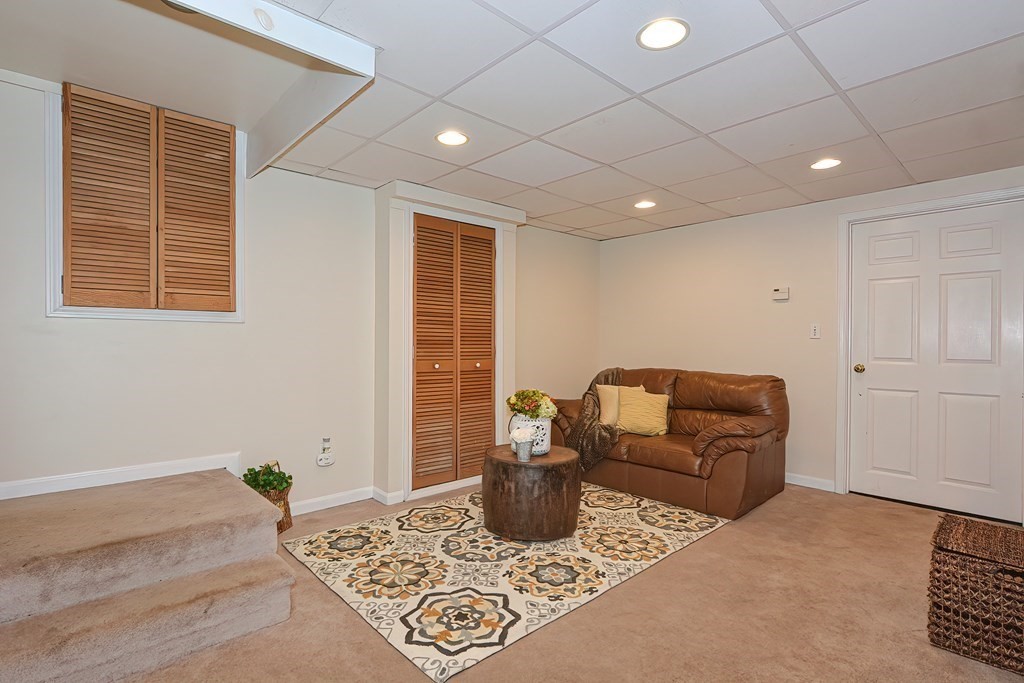 7 Proctor Road Pepperell, MA 01463 - Photo 30 of 40 a living room with furniture