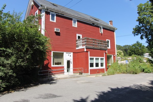 453 Columbia Road Hanover, MA 02339 - Photo 3 of 15