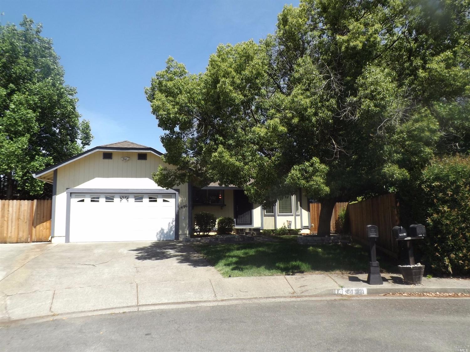 1490 Riesling Court Ukiah, CA 95482 - Photo 1 of 1 Gallery Image 1