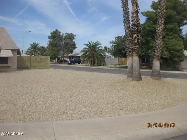 $1,750 | 10614 North 72nd Avenue, Peoria, AZ 85345