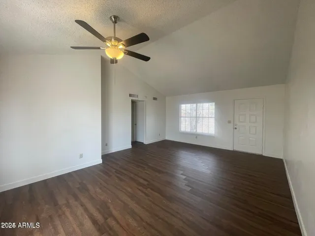 $1,750 | 10614 North 72nd Avenue, Peoria, AZ 85345