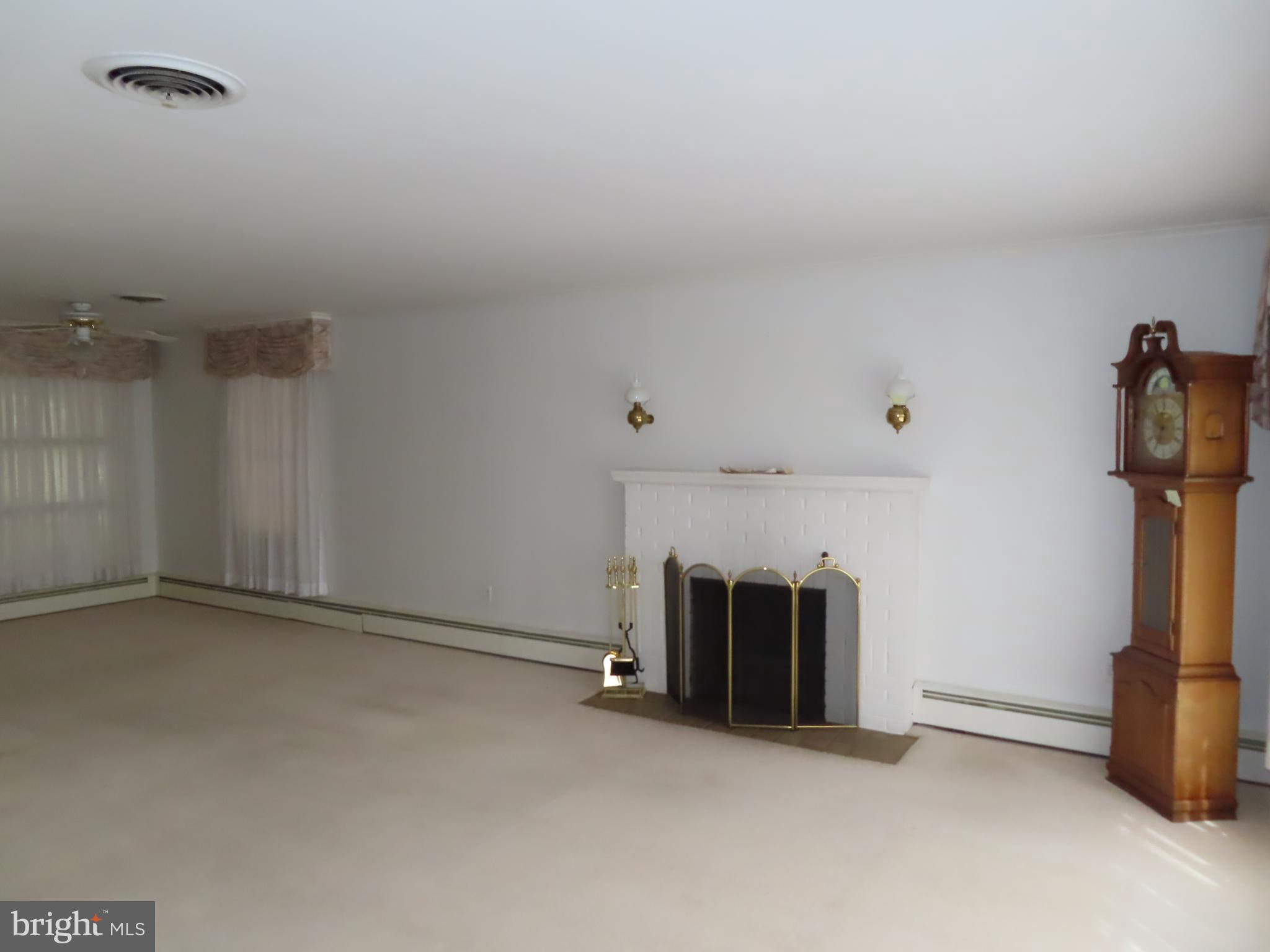 305 Diller Road Hanover, PA 17331 - Photo 7 of 28 Gallery Image 7