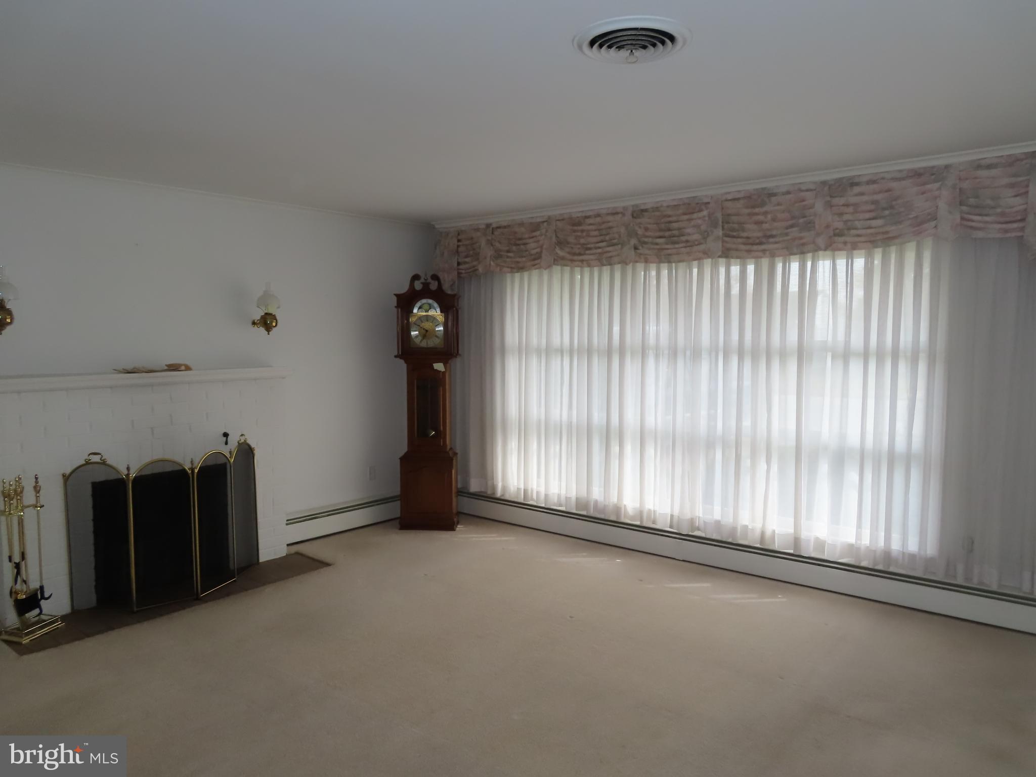 305 Diller Road Hanover, PA 17331 - Photo 8 of 28 Gallery Image 8