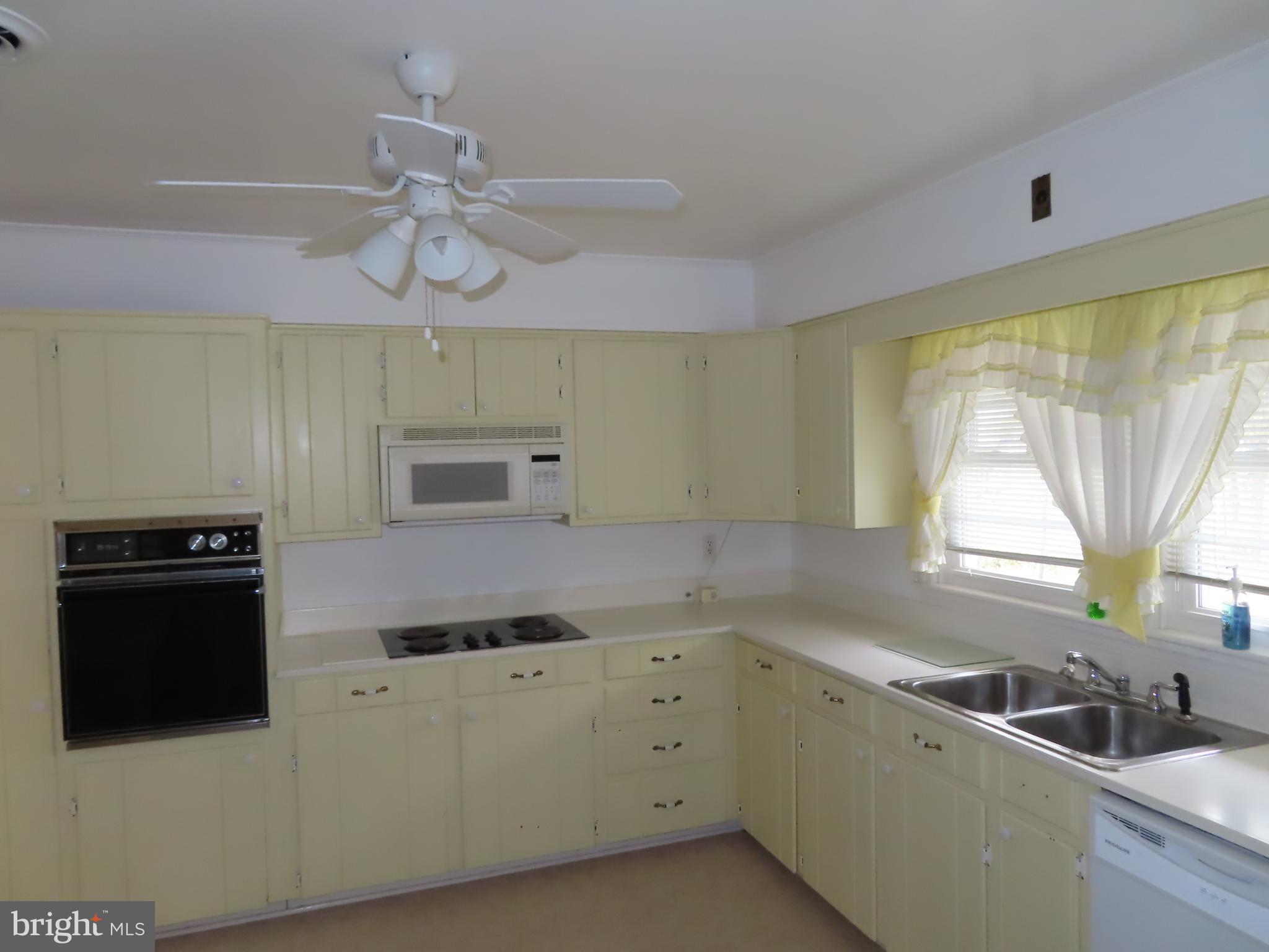 305 Diller Road Hanover, PA 17331 - Photo 10 of 28 Gallery Image 10