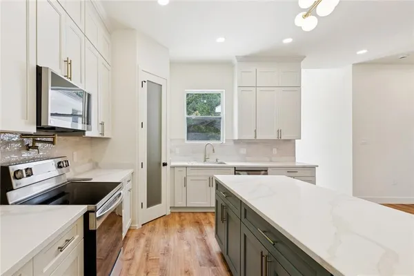 $320,000 | 1704 Aycock Street, Arabi, LA 70032