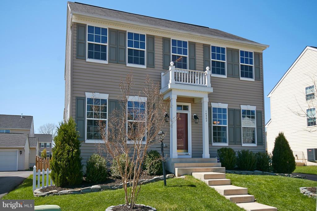 14362 Broadwinged Drive Gainesville, VA 20155 - Photo 2 of 30 Exterior (General)