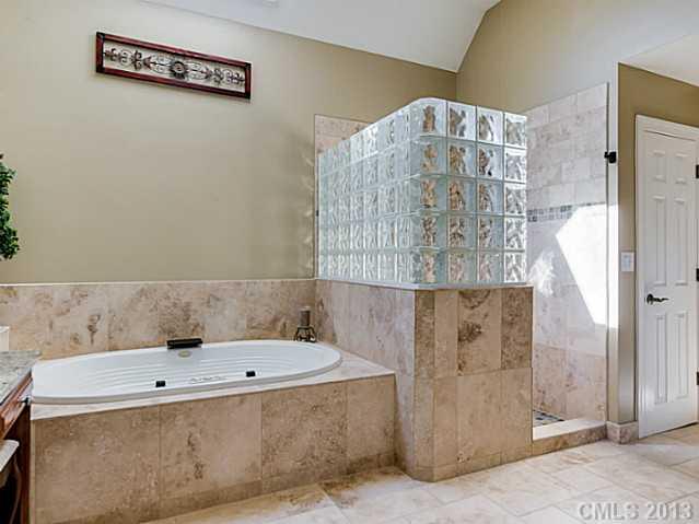 3920 Fawn Hill Road Matthews, NC 28105 - Photo 8 of 16 Gallery Image 8