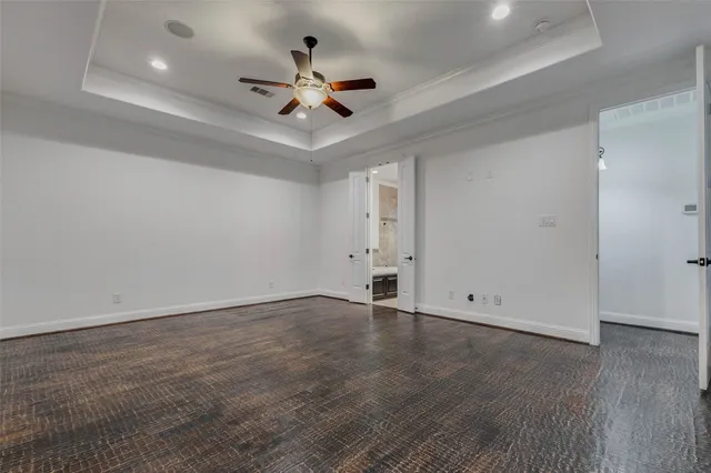 $585,000 | 28986 Twisted Oak Drive, Shenandoah, TX 77381