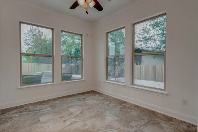 $585,000 | 28986 Twisted Oak Drive, Shenandoah, TX 77381