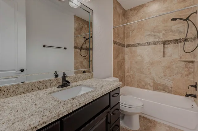 $585,000 | 28986 Twisted Oak Drive, Shenandoah, TX 77381